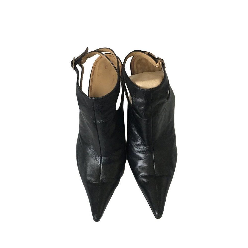 Black pointy toes heels